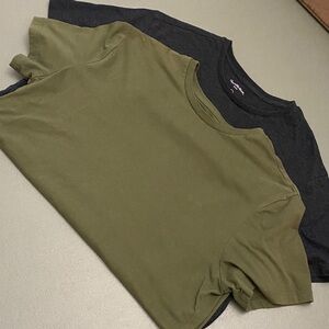 Goodfellow & Co Olive and Black Short Sleeve Tees